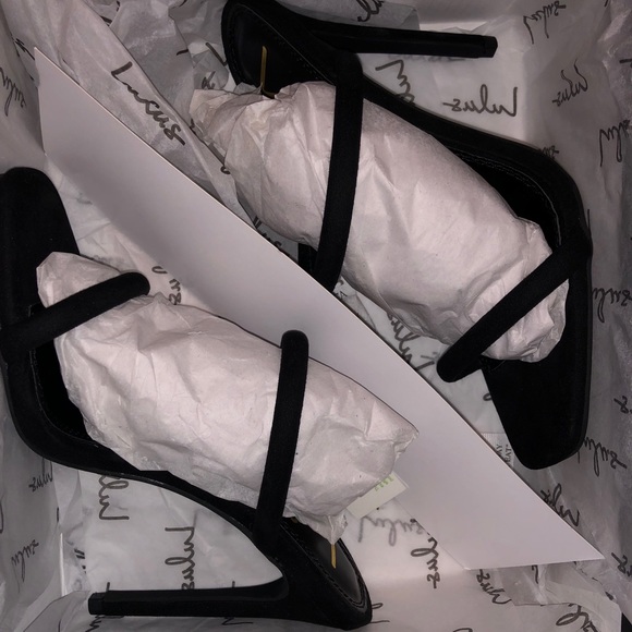 Cute Black Heels - Picture 1 of 5